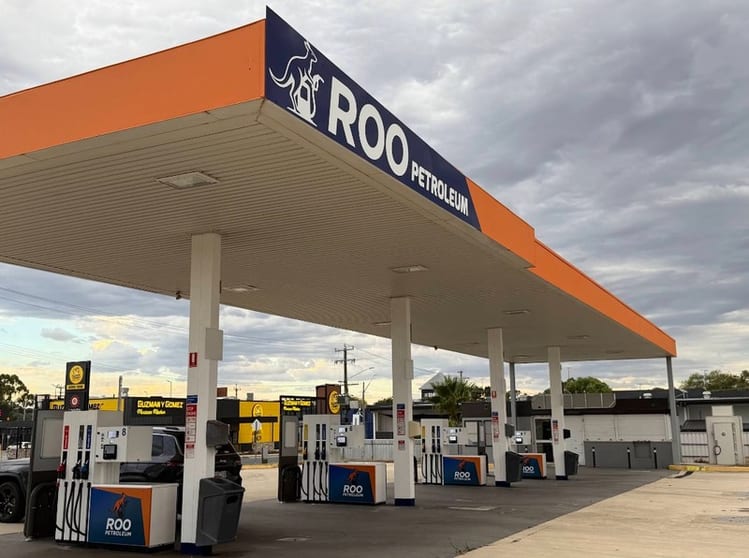 Click to view all images Service Station business for sale in Albury - Greater Region NSW - Image 1