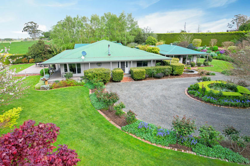 Click to view all images 348 Rokeby-Jindivick Road Jindivick VIC 3818 - Image 2