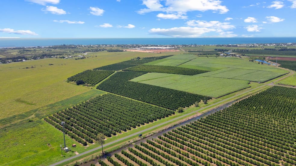 Click to view all images Burnett Heads QLD 4670 - Image 2
