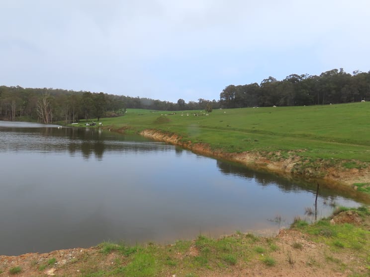 Click to view all images 2931 Ryall Road Newlands WA 6251 - Image 2