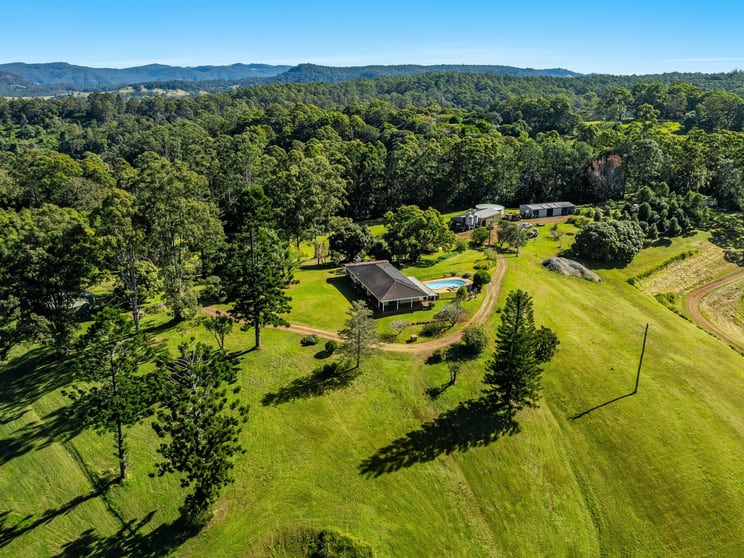 Click to view all images 374 Davis Road Jiggi NSW 2480 - Image 2