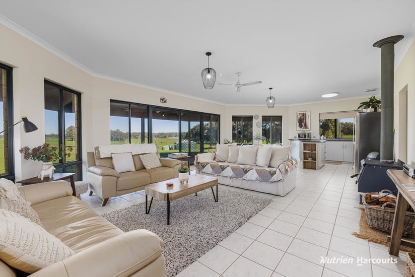 Click to view all images 81 Edwards Road Balbarrup WA 6258 - Image 3