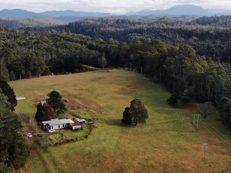 Click to view all images 12384 Murchison Highway Rosebery TAS 7470 - Image 2