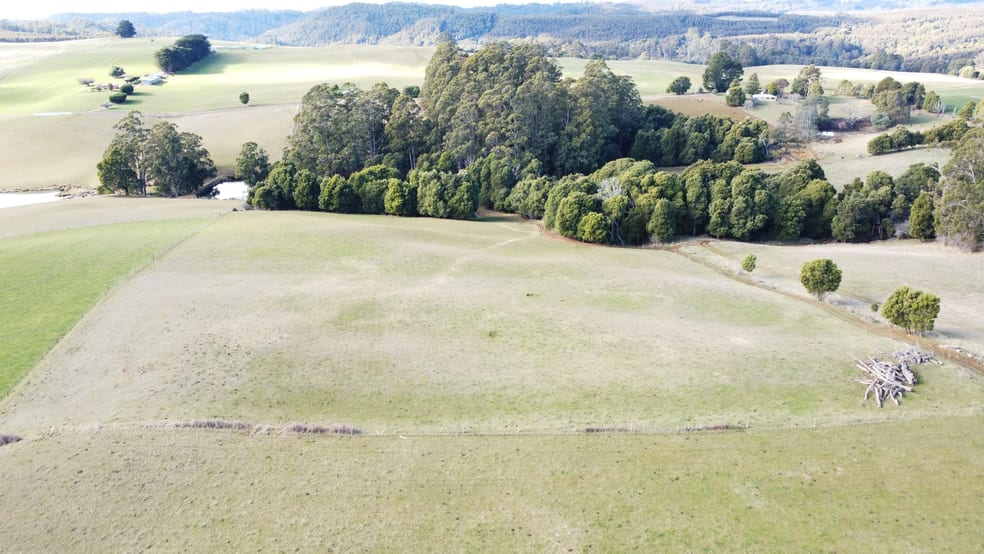 Click to view all images 1 Walkers Lane Elliott TAS 7325 - Image 2