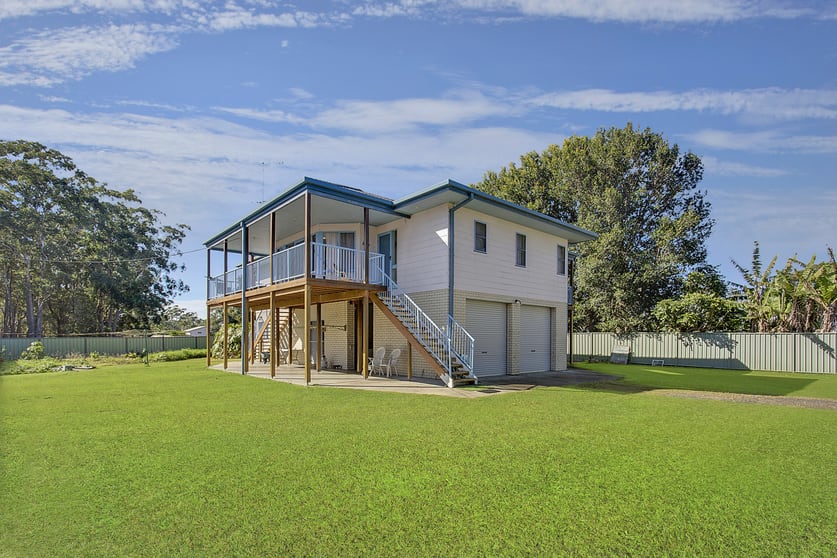 Click to view all images 10 Perrett Lane Fishermans Reach NSW 2441 - Image 2