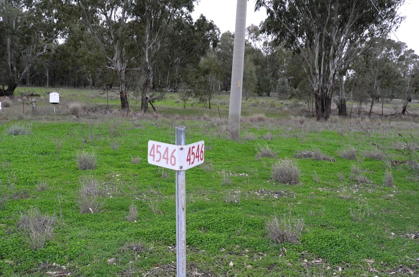 Click to view all images 4546 Lachlan Valley Way Wallanthery NSW 2675 - Image 3