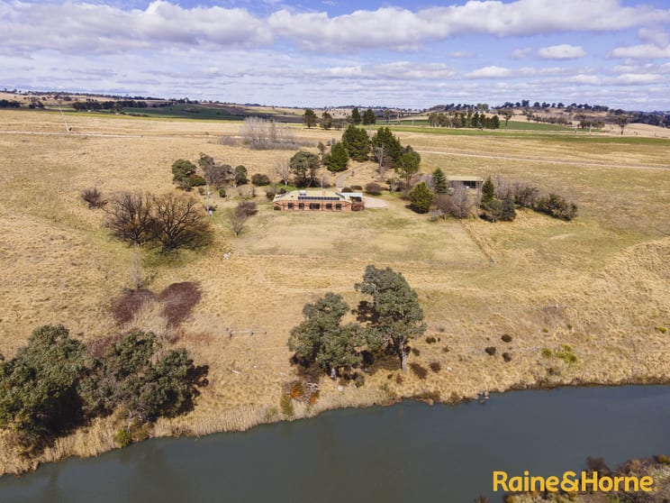 Click to view all images 1067 Shannon Vale Road Glen Innes NSW 2370 - Image 3