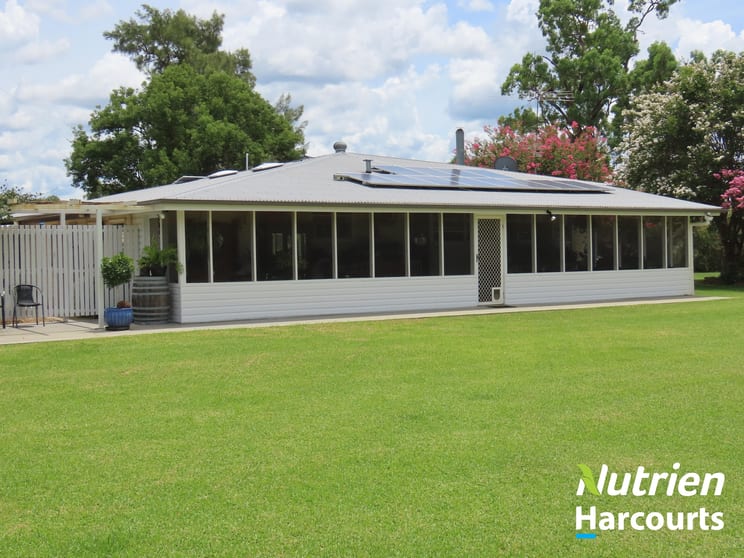 Click to view all images Glenwood 2143 Rennicks Road Chinchilla QLD 4413 - Image 2