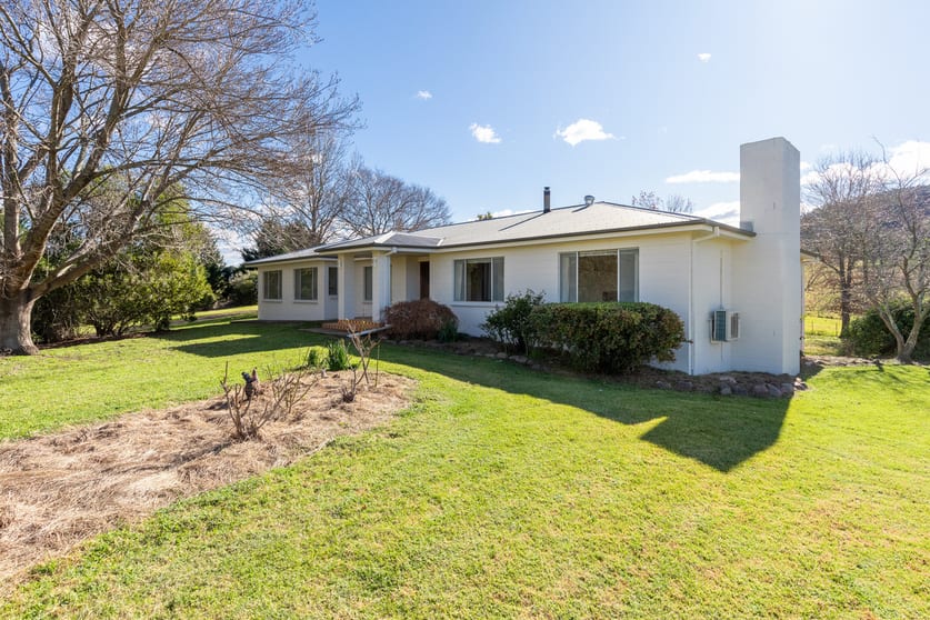Click to view all images 294 Polacks Flat Road Morans Crossing NSW 2550 - Image 1