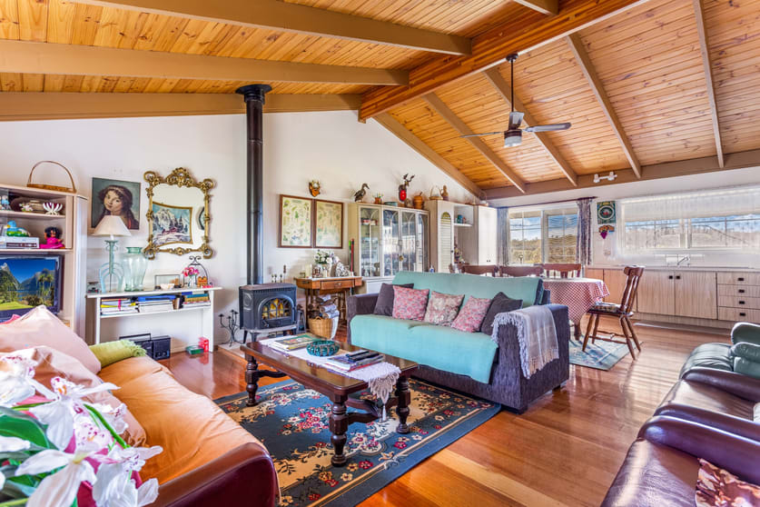 Click to view all images 92 Clay Gully Lane Mcintyre VIC 3472 - Image 3