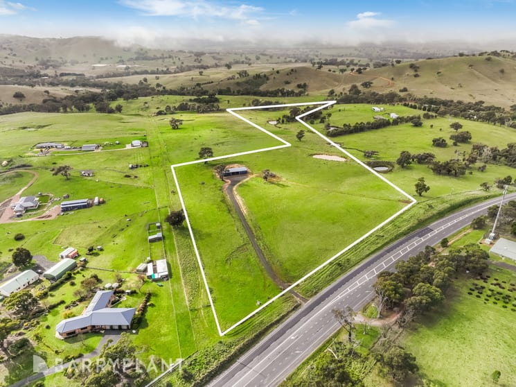 Click to view all images 3920 Northern Highway Pyalong VIC 3521 - Image 1