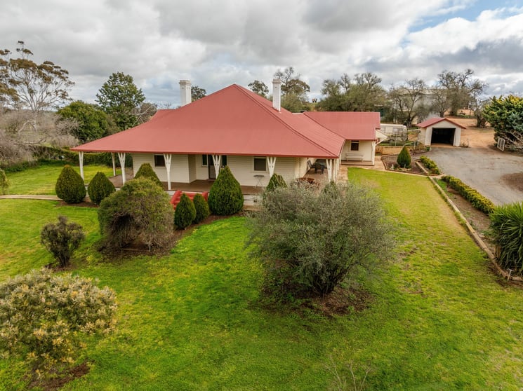 Click to view all images 79 Goldfields Way Old Junee Via Wagga Wagga NSW 2650 - Image 2