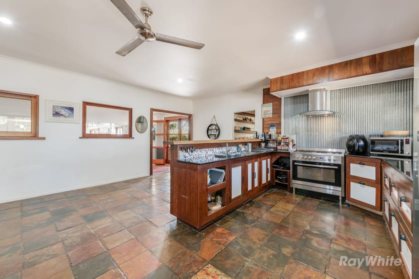 Click to view all images 214 Horsecamp Road Horse Camp QLD 4671 - Image 2