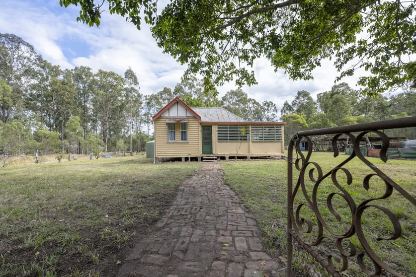 Click to view all images 49 Khan Road Gurranang NSW 2460 - Image 3