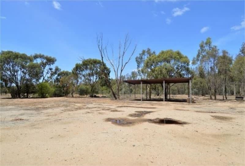 Click to view all images 78 Louies Hut Road Moama NSW 2731 - Image 2