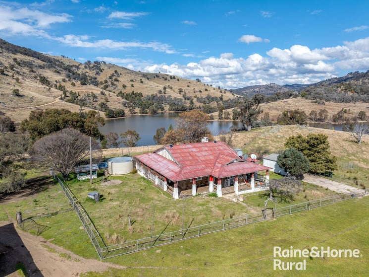 Click to view all images 1593 Grabine Road Bigga NSW 2583 - Image 1