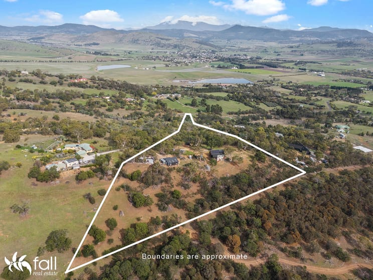 Click to view all images 93 Richmond Valley Road Richmond TAS 7025 - Image 1