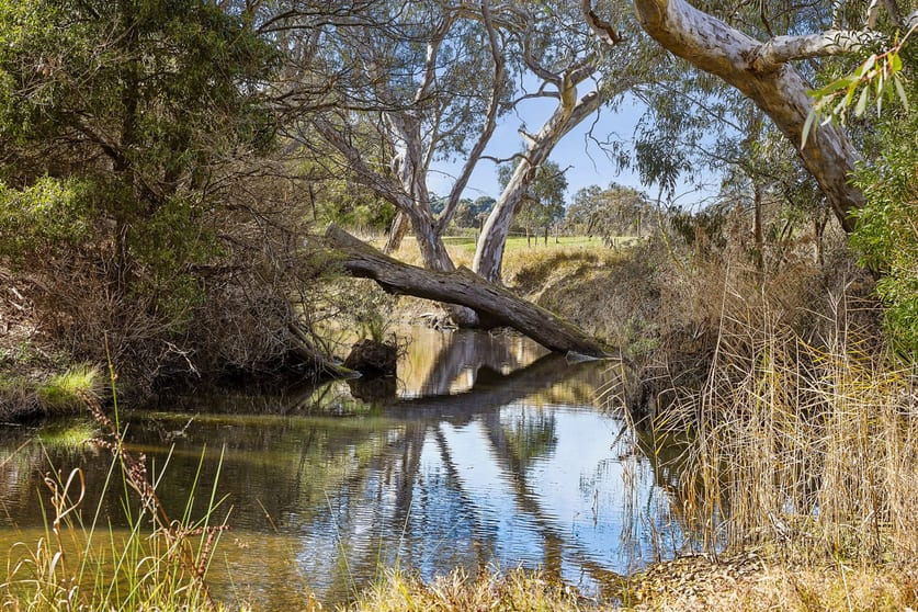 Click to view all images 60 Cross Street Batesford VIC 3213 - Image 2