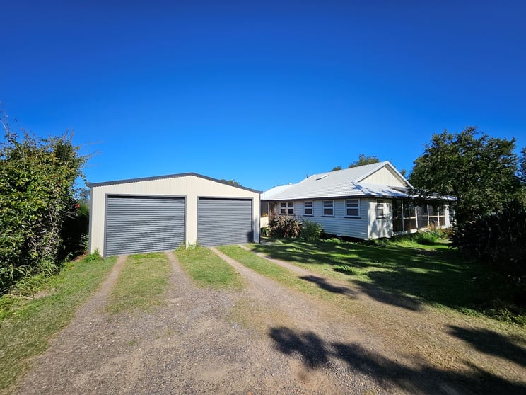 Click to view all images 693- LOT108 Haden Crows Nest Road Plainby QLD 4355 - Image 2