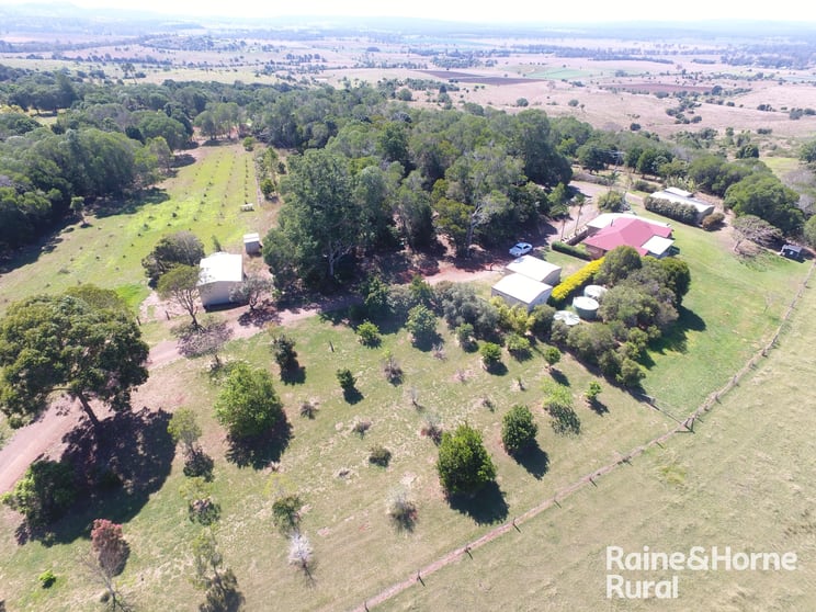 Click to view all images 637 Kingaroy Barkers Creek Kingaroy QLD 4610 - Image 1