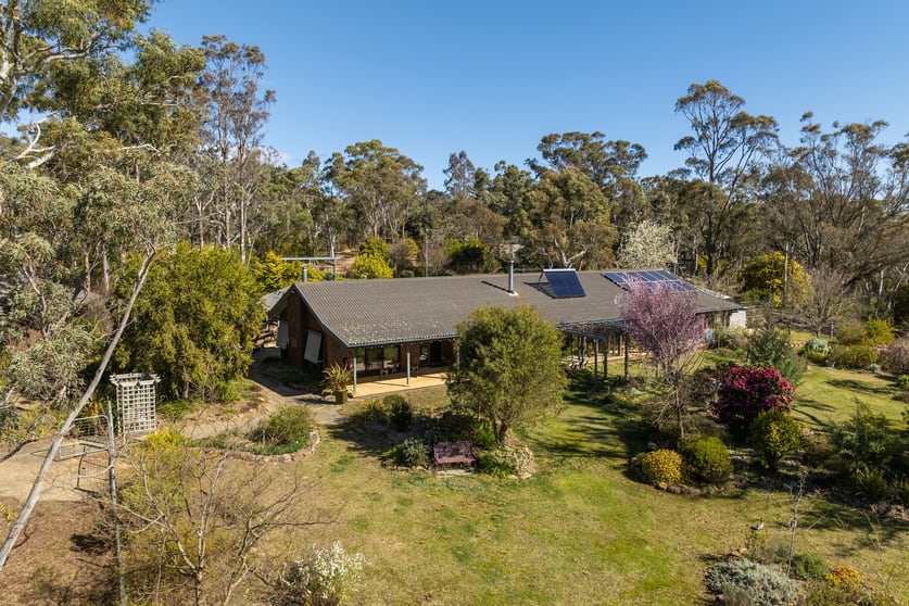 Click to view all images 208 Poppet Road Wamboin NSW 2620 - Image 3