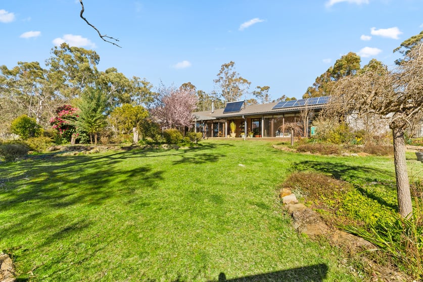 Click to view all images 208 Poppet Road Wamboin NSW 2620 - Image 1
