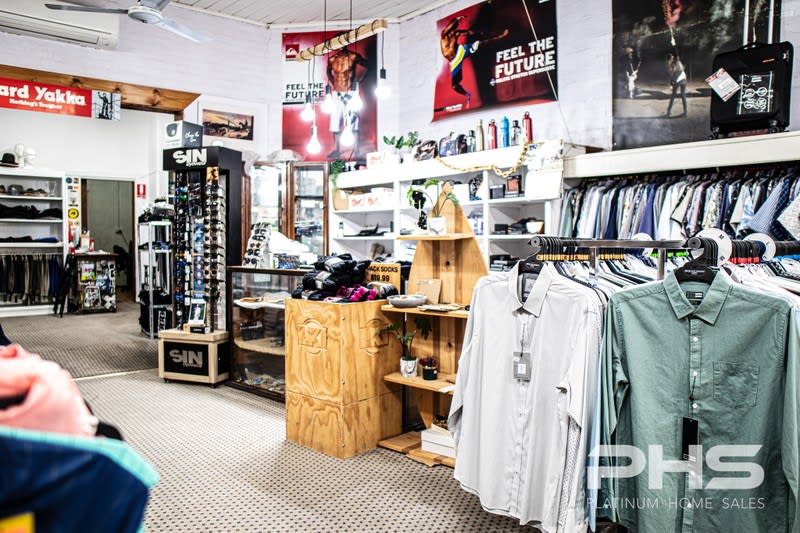 Click to view all images Shop & Retail business for sale in Kerang - Image 3