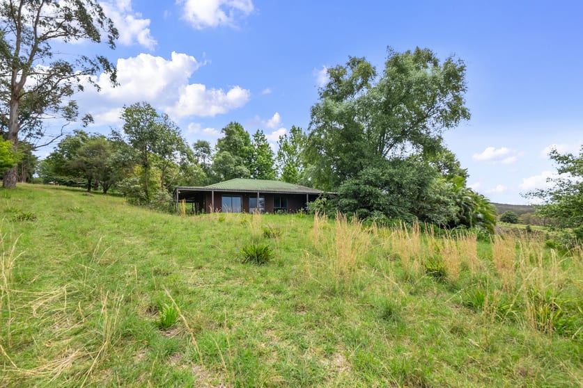 Click to view all images Kurrajong Heights NSW 2758 - Image 3