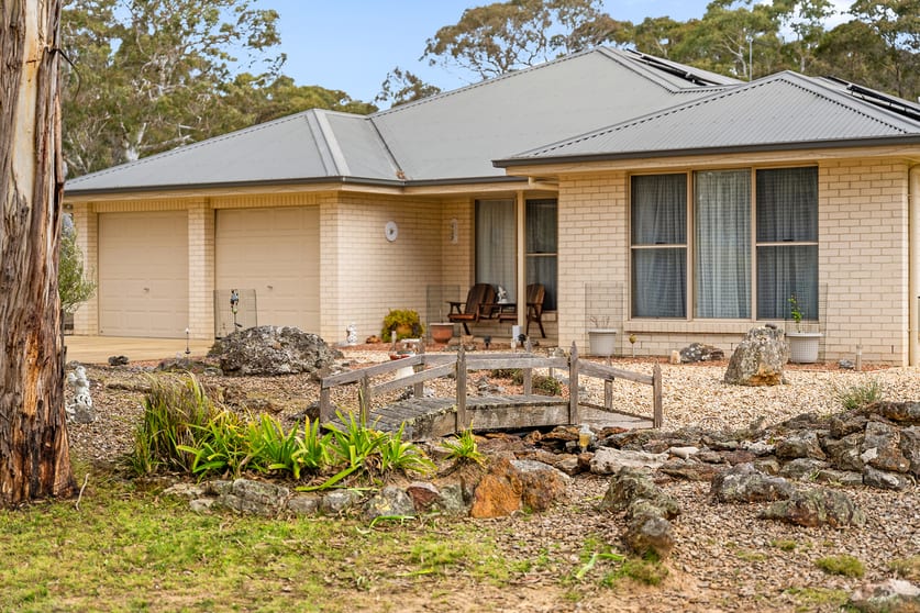 Click to view all images 107 Webbs Road Braidwood NSW 2622 - Image 3