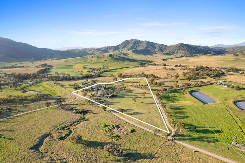 Click to view all images 45 Dolahentys Road Muswellbrook NSW 2333 - Image 2