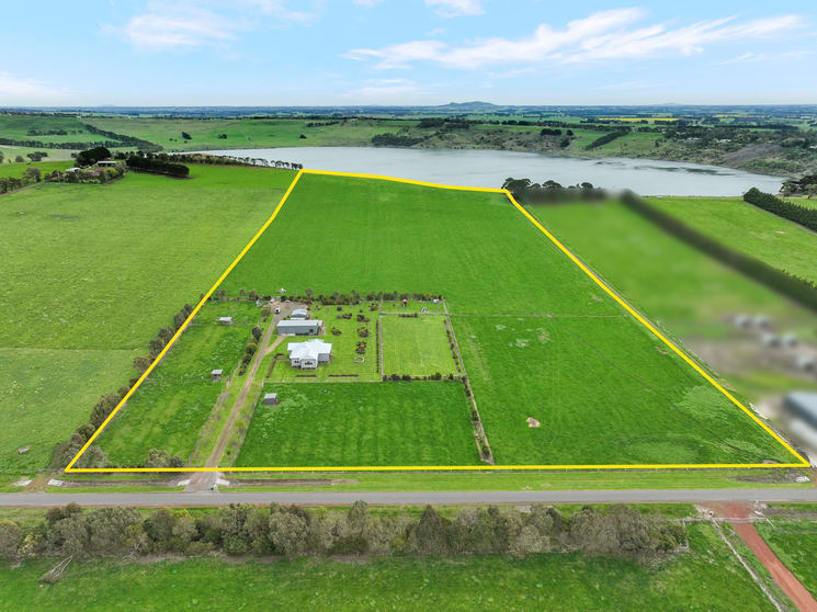 Click to view all images 84 Park Road Camperdown VIC 3260 - Image 2
