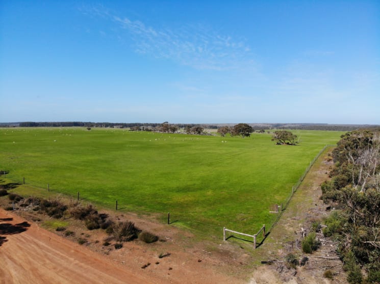 Click to view all images 105 Colmans Road Western River SA 5223 - Image 2
