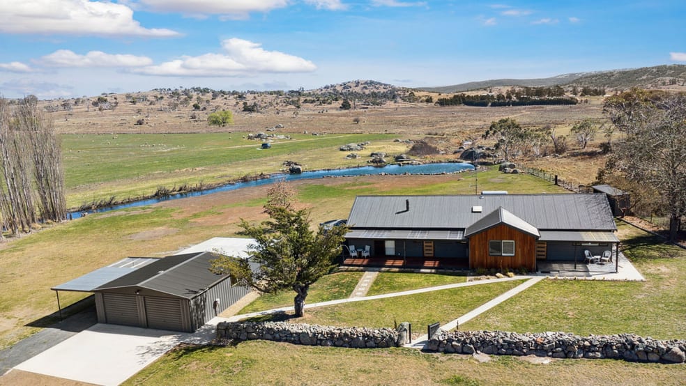 Click to view all images 248 Dalgety Road Berridale NSW 2628 - Image 2