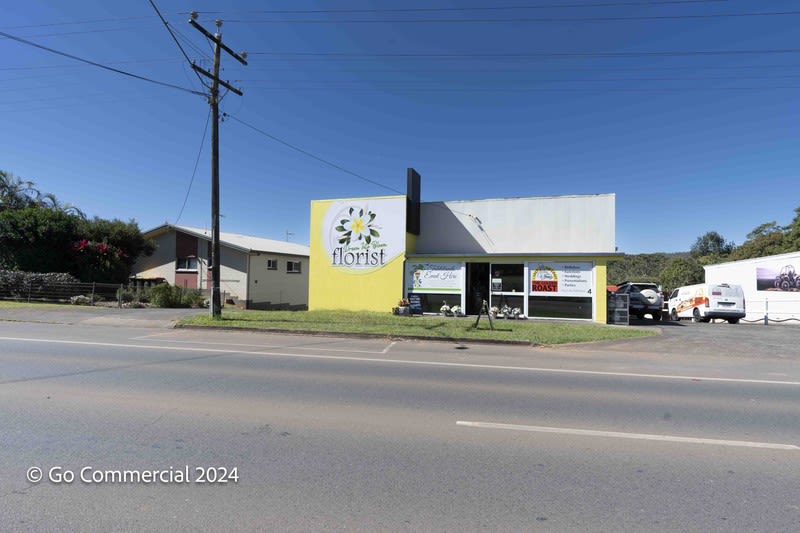 Click to view all images 4 Tolga Road Atherton QLD 4883 - Image 3