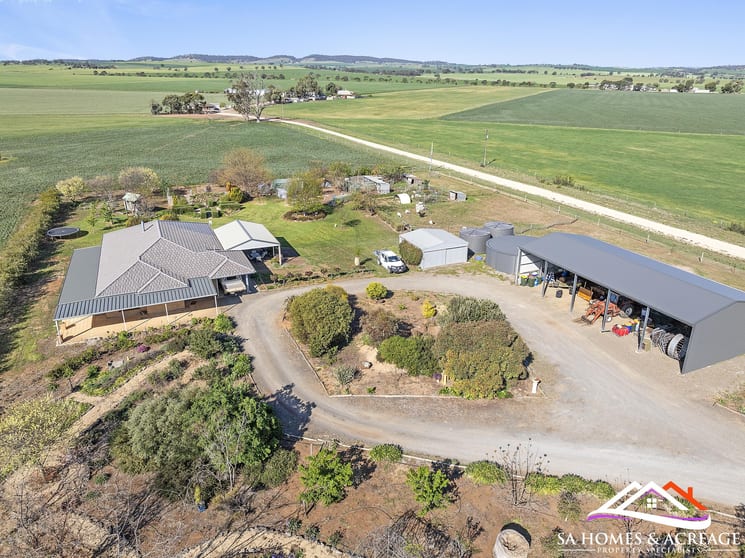 Click to view all images 45 Lange Road Freeling SA 5372 - Image 2