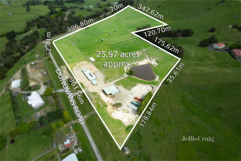 Click to view all images 26 Donovans Road Healesville VIC 3777 - Image 2