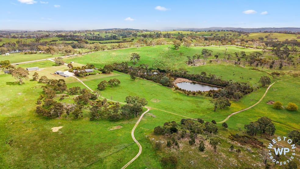 Click to view all images 821 Warmington Run Harrogate SA 5244 - Image 2