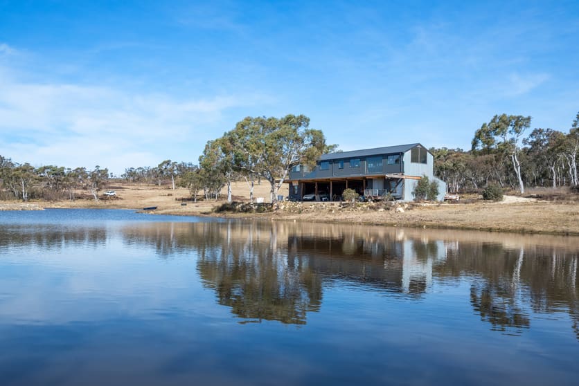 Click to view all images 277 Farringdon Road Braidwood NSW 2622 - Image 1