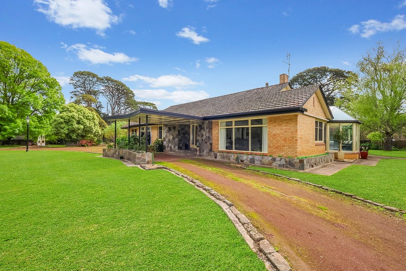 Click to view all images "Myndarra", 129 Porters Road Orford VIC 3284 - Image 2