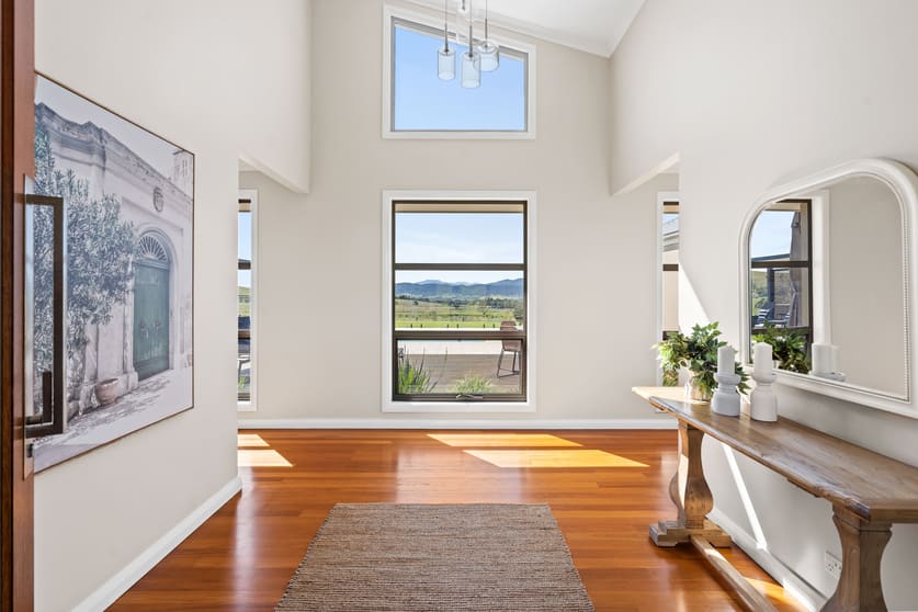 Click to view all images 5 Bakewell Circuit Scone NSW 2337 - Image 2