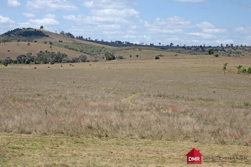 Click to view all images Glenrae QLD 4626 - Image 3