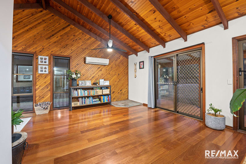 Click to view all images 524 Mona Drive Jimboomba QLD 4280 - Image 3