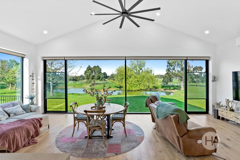 Click to view all images 987 Moorooduc Highway Moorooduc VIC 3933 - Image 3