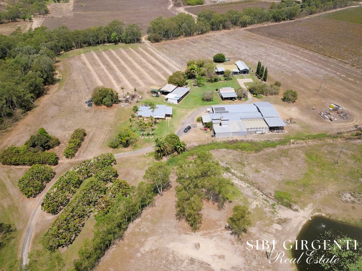 Click to view all images 84 - 128 Kennedy Street Dimbulah QLD 4872 - Image 3