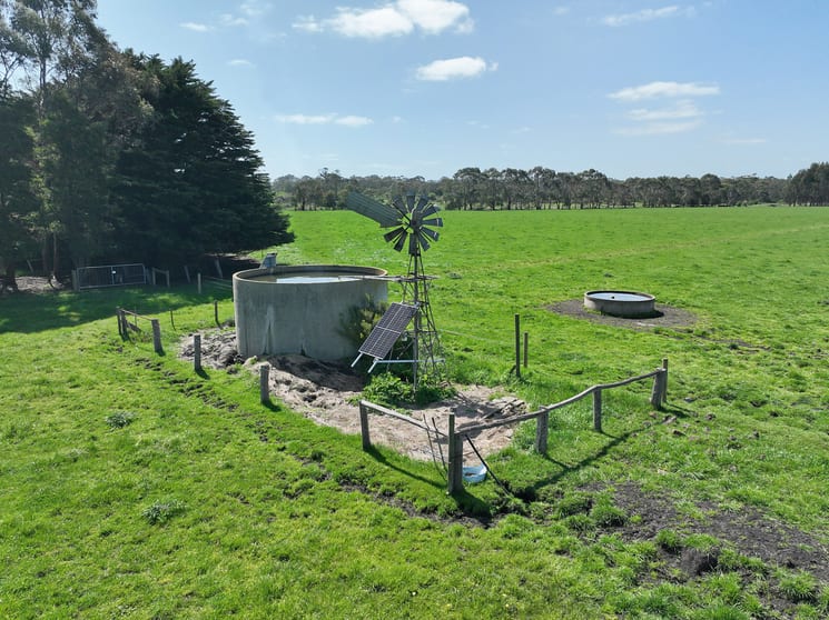 Click to view all images 260 Swan Marsh-Stonyford Road Pirron Yallock VIC 3249 - Image 3