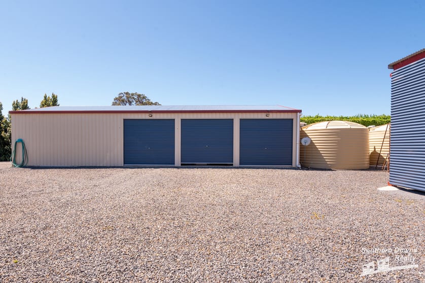 Click to view all images 4 Browns Road Dalveen QLD 4374 - Image 3