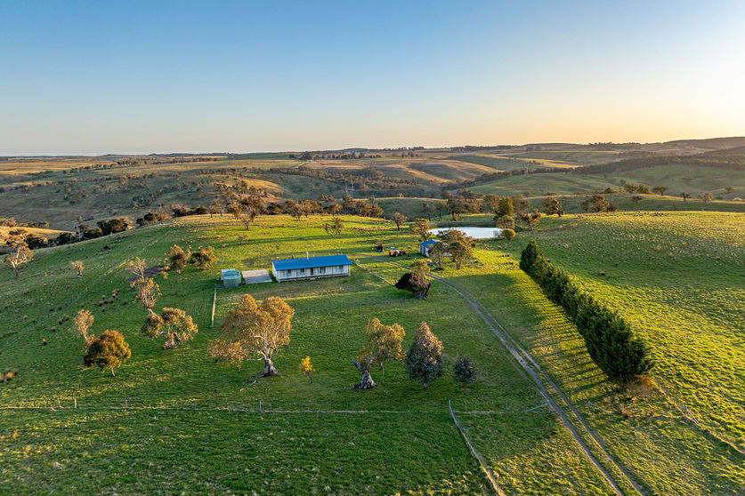 "Lochiel" 3234 Taralga Road Tarlo NSW 2580 - Image 1