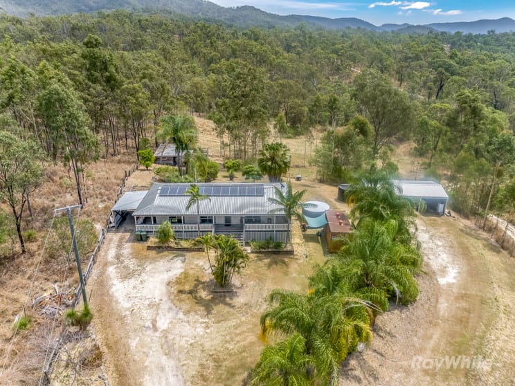 Click to view all images 108 Wonbah Avenue Wonbah QLD 4671 - Image 1
