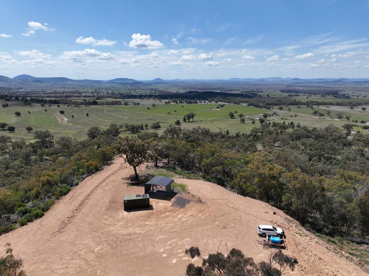 Click to view all images "Tambar Ridge" 100 High Street Tambar Springs NSW 2381 - Image 3
