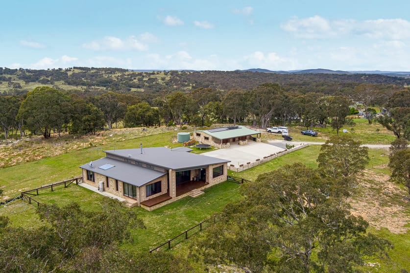 Click to view all images 13 Bell Lane Mummel NSW 2580 - Image 1